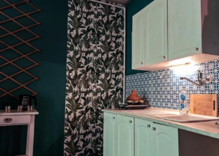 Atlas With Shared Bathroom Accommodatie bij particulieren