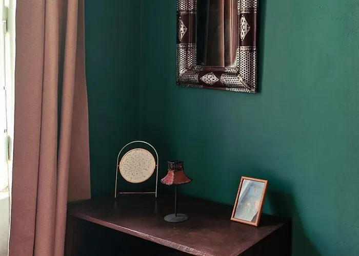 Atlas With Shared Bathroom Μπρατισλάβα